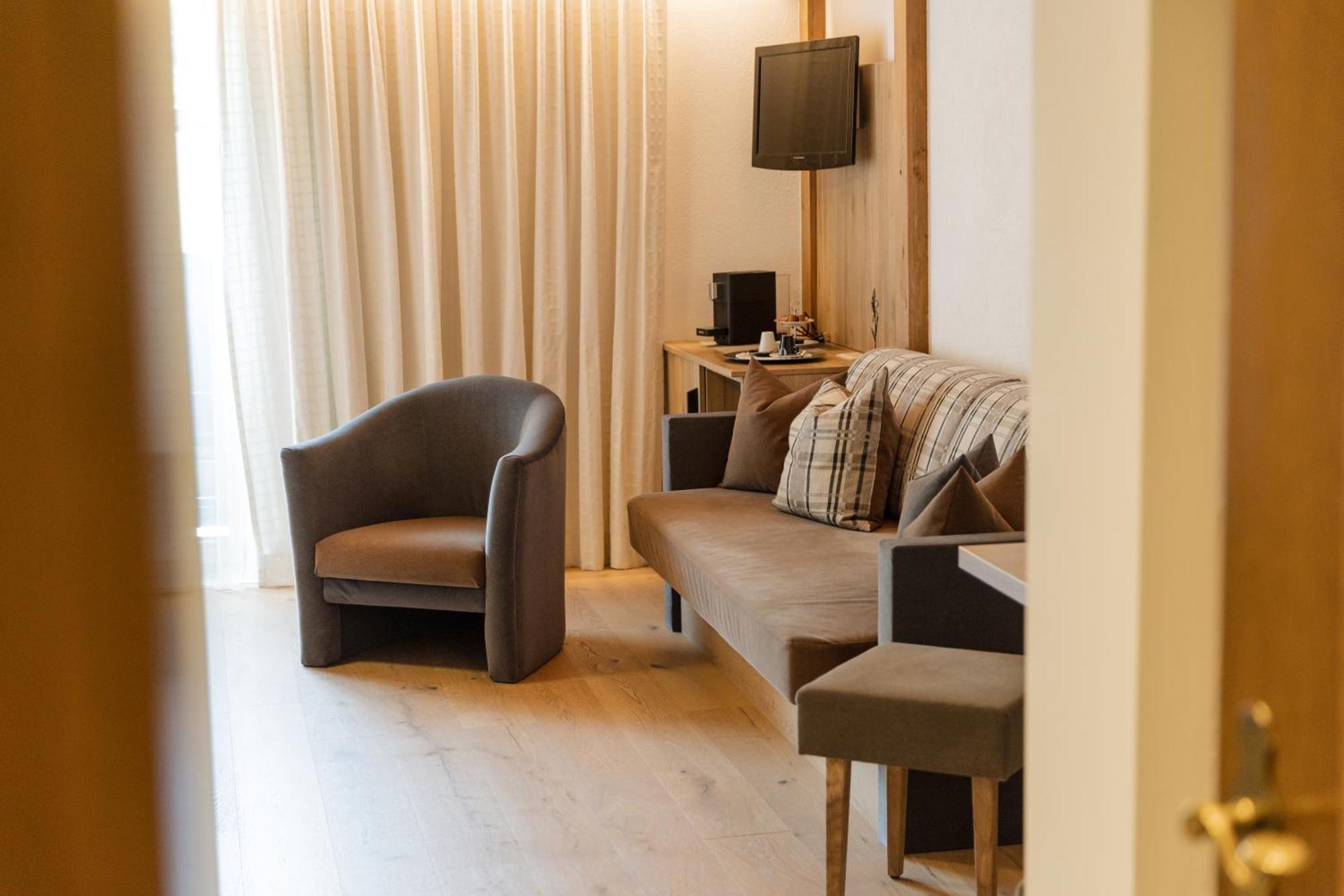 Hotel Garni Jagdhof 3*